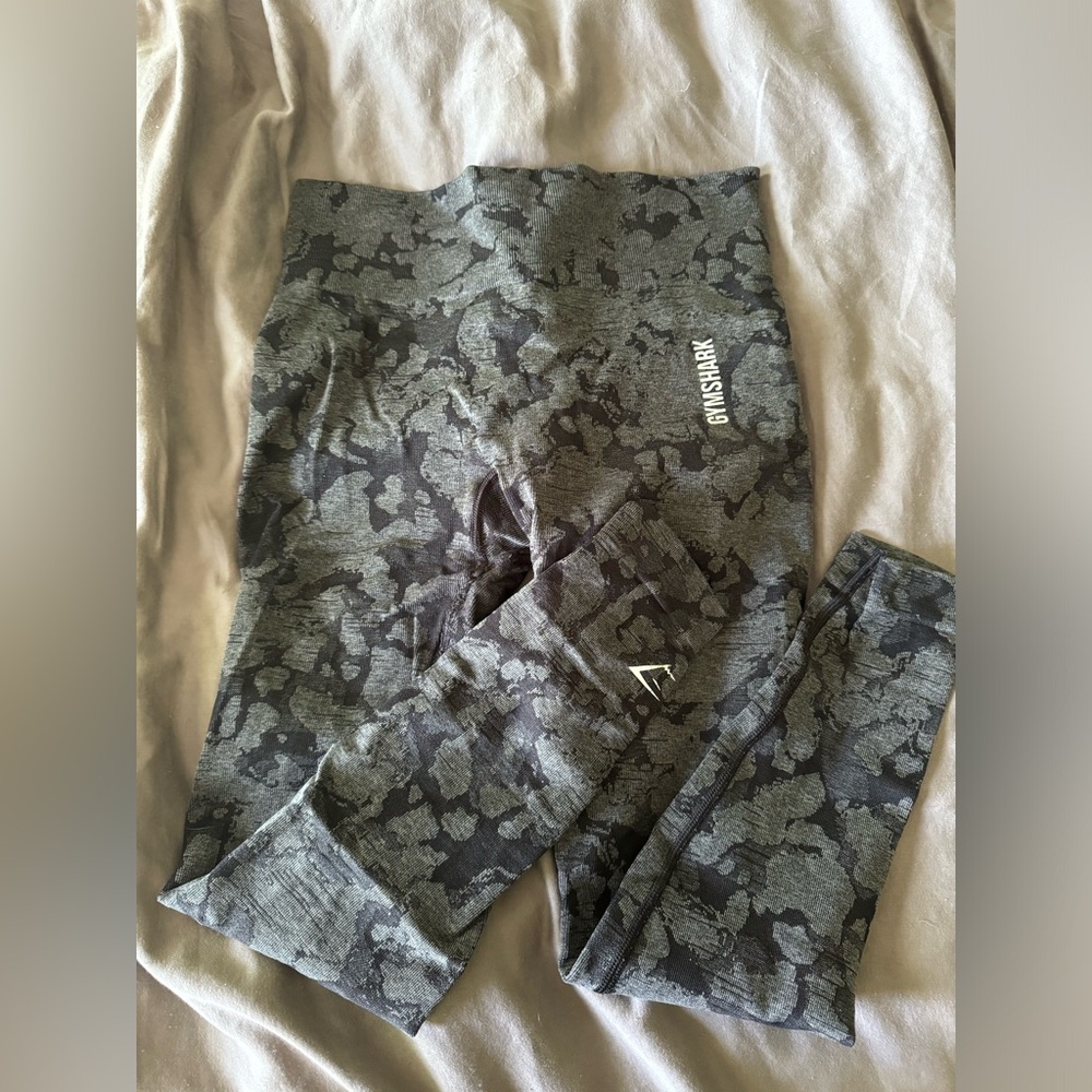 gymshark camo leggings